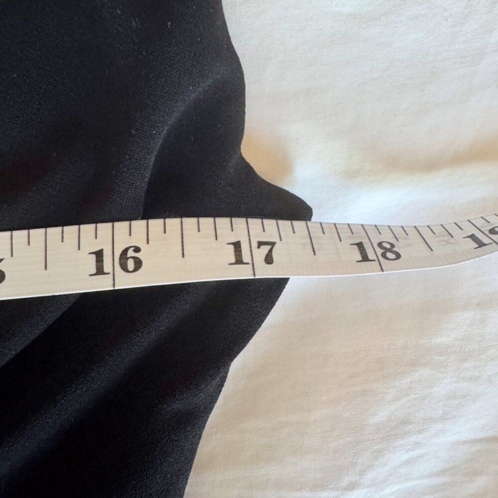 Super Comfy Black Midi Dress - Picture 12 of 14